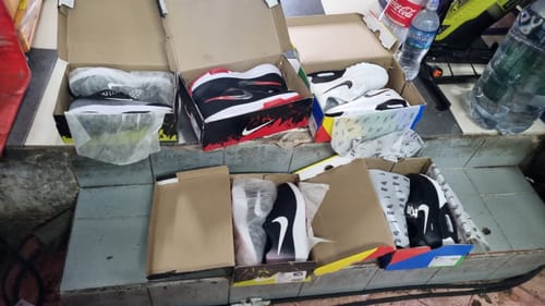 Customer photo review of Tenis 012 Negro Oxford Negro