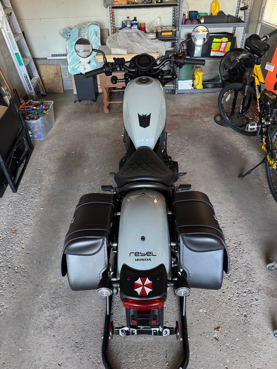 Customer photo review of 25L - SpiritBlade Large Honda Rebel 500/ABS CMX500 Leather Motorcycle Saddlebags