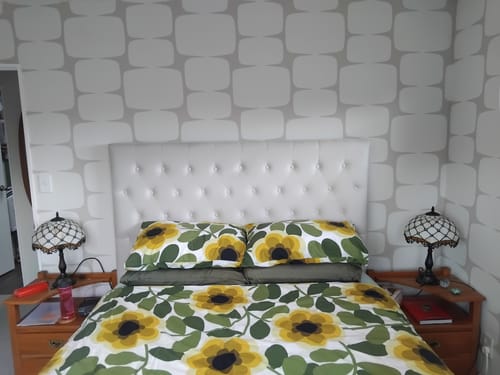 Customer photo review of Lohko Wallpaper - Linen