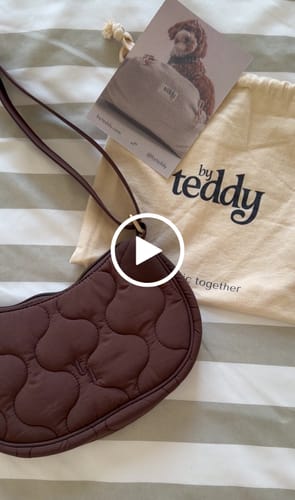 Customer video review of Chocolate | The Quilted Walking Bag