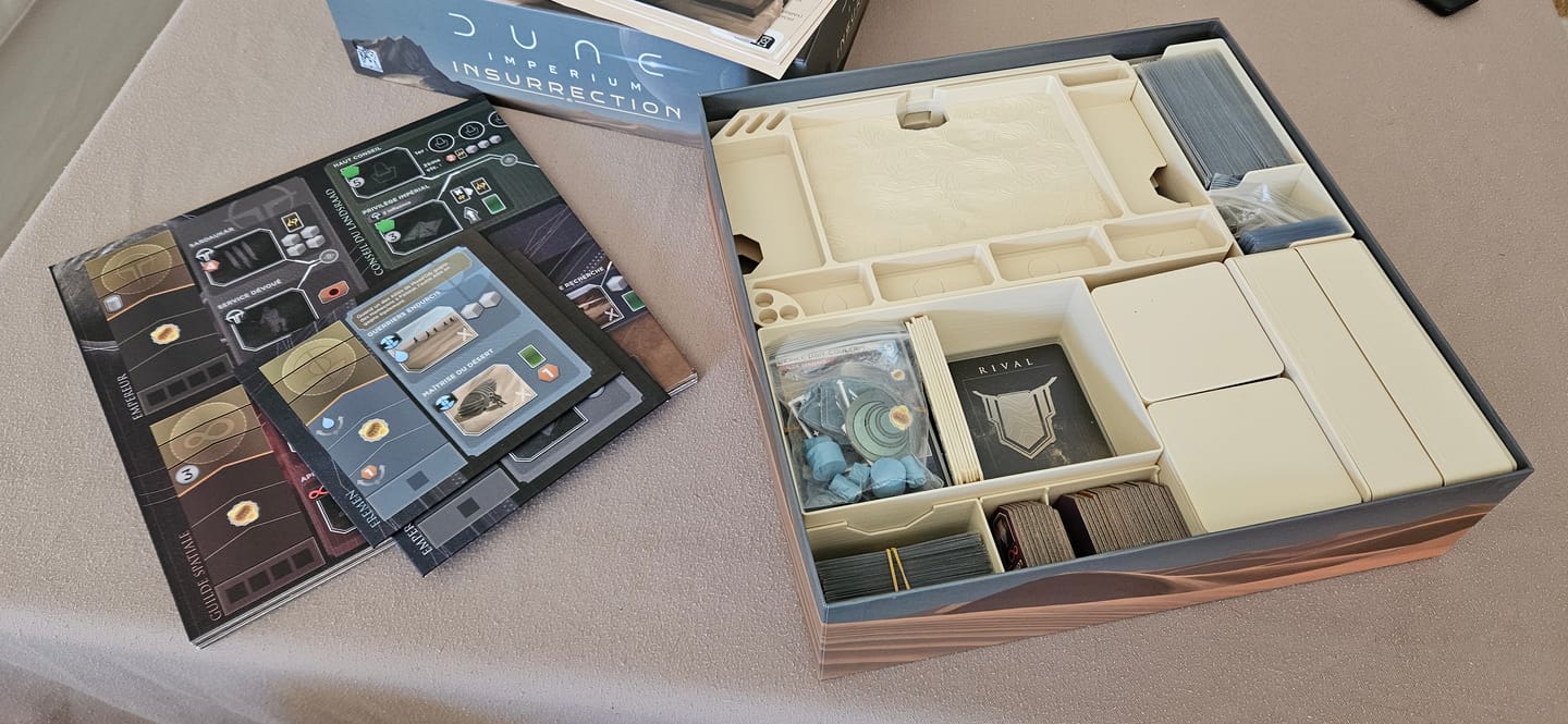 Customer photo review of "UPRISING" Insert + Player Boards