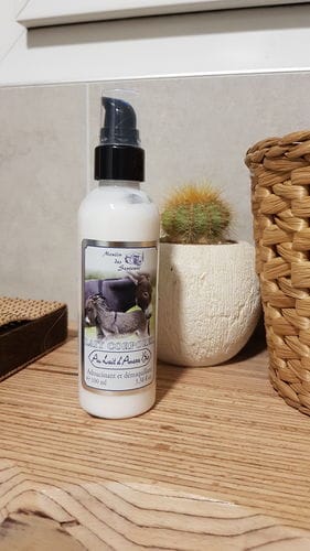 Customer photo review of Lait Corporel au Lait d'Anesse Bio