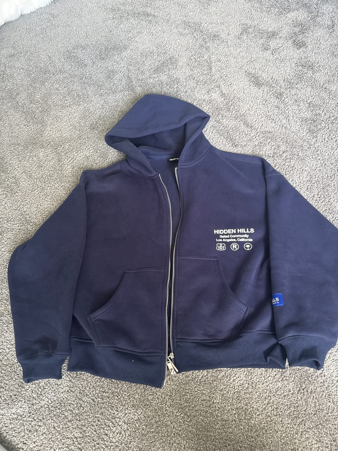 Kundenfoto-Bewertung von LABEL ZIP HOODIE NAVY