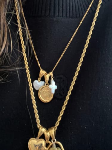 Customer photo review of Ciondolo "Cuore di panna"