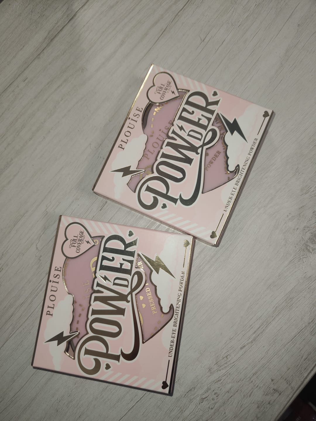 Customer photo review of P.Louise Under-Eye Brightening Powder