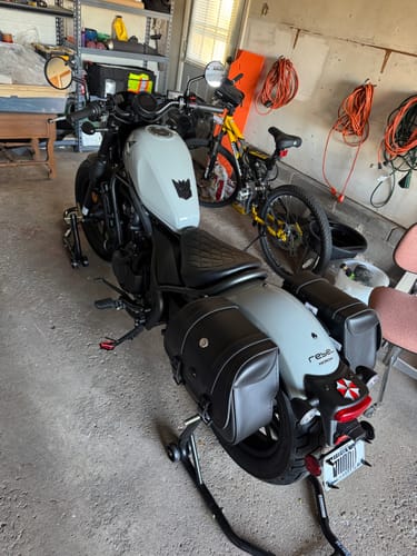 Customer photo review of 25L - SpiritBlade Large Honda Rebel 500/ABS CMX500 Leather Motorcycle Saddlebags