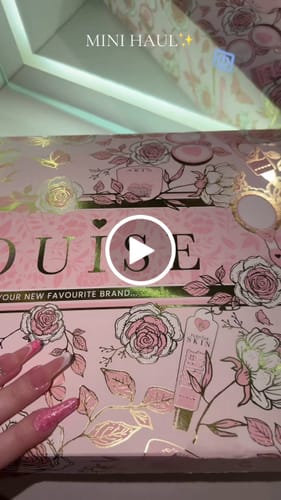 Customer video review of P. Louise Kiss and Makeup Lipstick & Lip Liner Kit