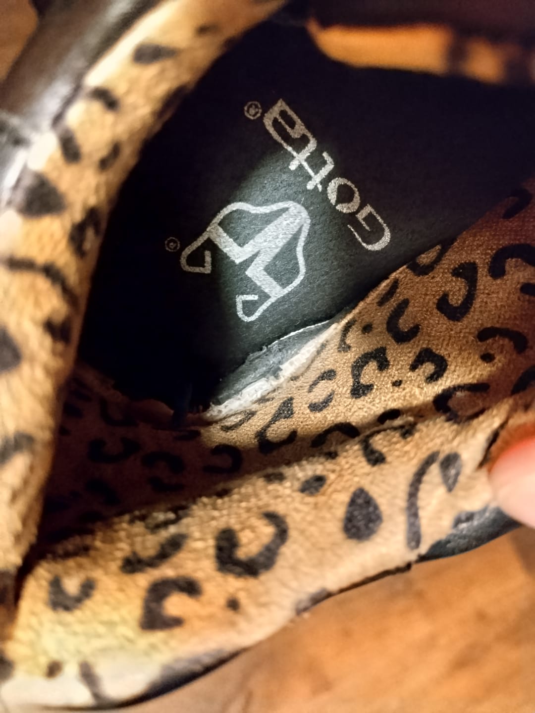 Customer photo review of Zapato Negro Mujer 43093