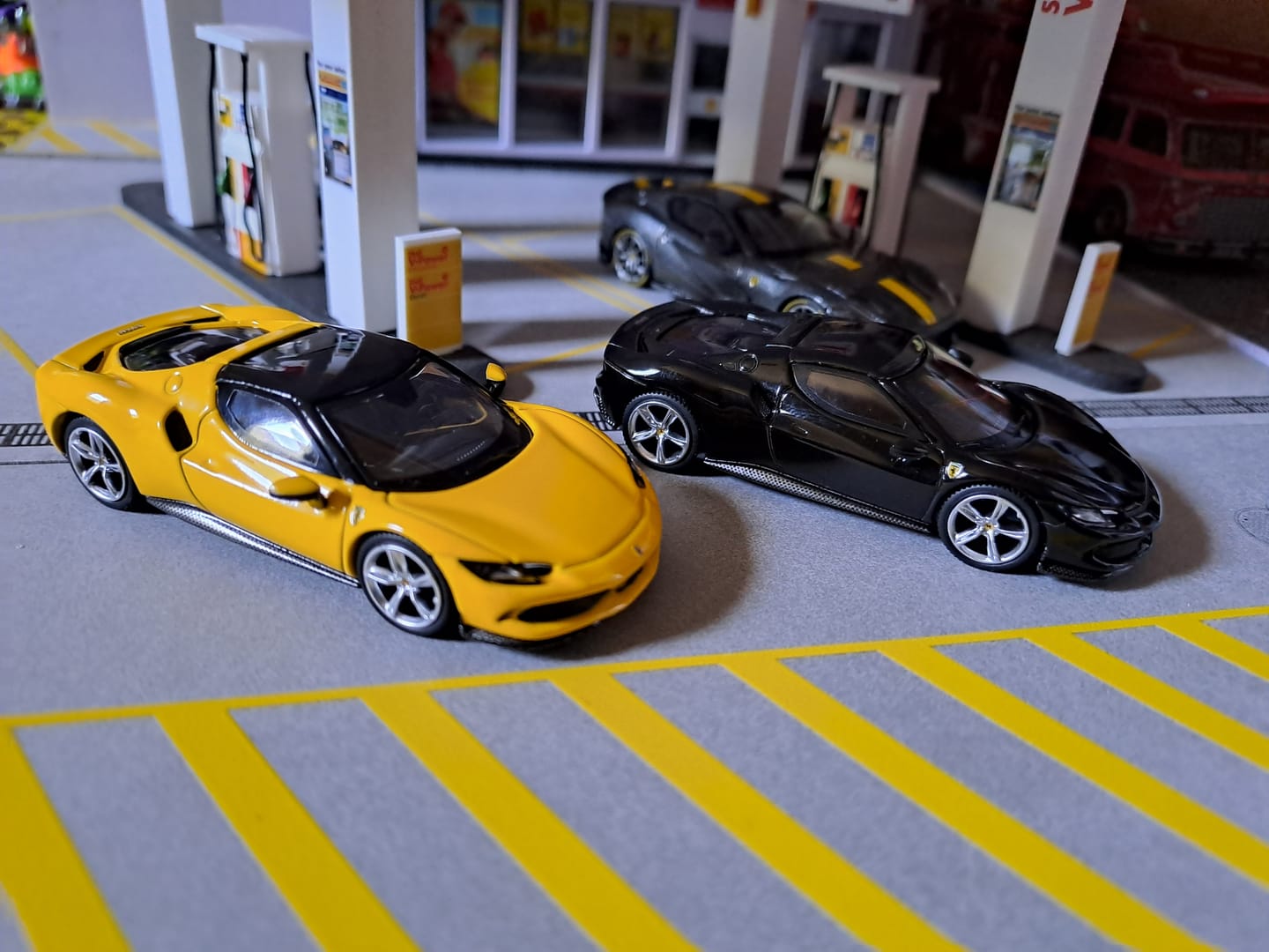 Customer photo review of BBR Models 1:64 Ferrari 296 GTB Giallo Modena