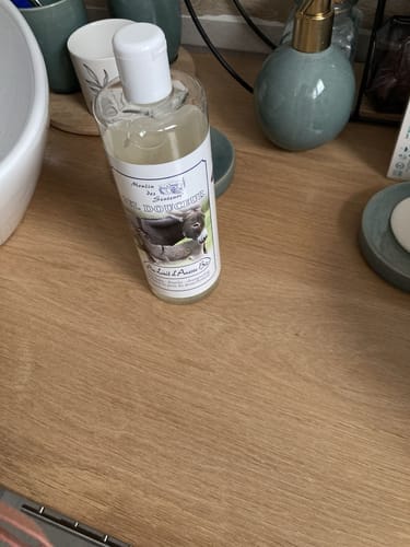 Customer photo review of Gel Douche au Lait d'Anesse BIO 500ml