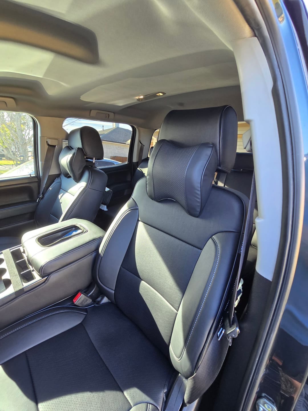 Customer photo review of 2014-18 Chevrolet Silverado Custom Leather Seat Covers