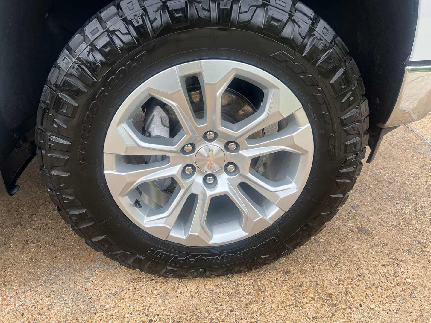 Customer photo review of Comfort Grip Tire Applicator