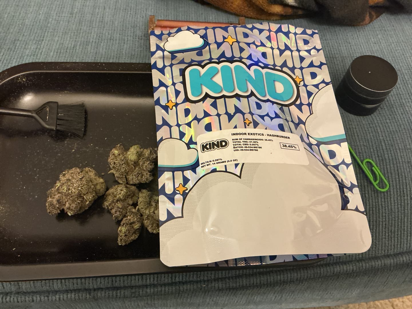Customer photo review of Indoor Exotics - Hashburger - 14 Grams - Indica