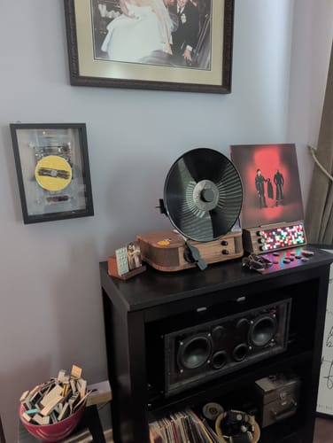 Customer photo review of M1 Music Frame CD Player