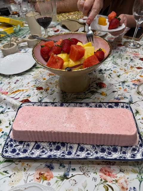 Customer photo review of מפת שולחן לילך