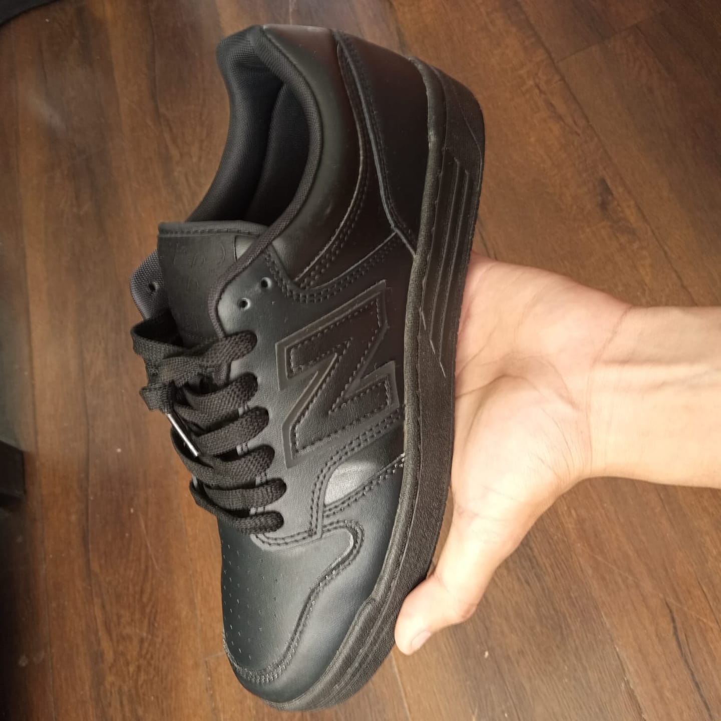 Customer photo review of Zapatilla New Balance 480 Hombre Mono Negro