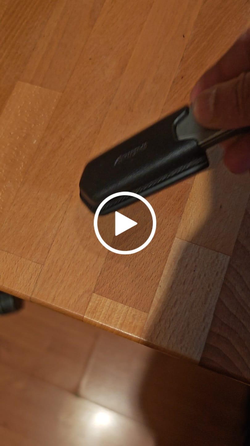 Customer video review of G9 Utility Knife (Titanium/Brass)