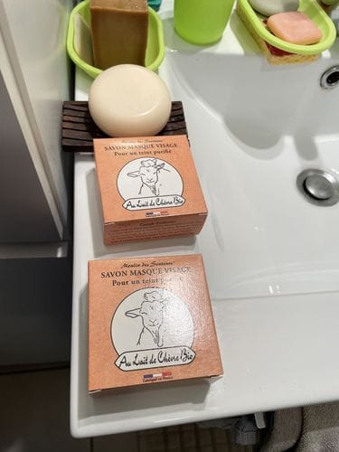 Customer photo review of Savon masque au lait de chèvre bio 100g