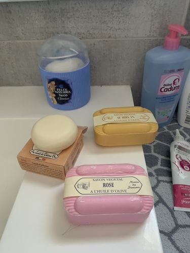 Customer photo review of Savon masque au lait de chèvre bio 100g