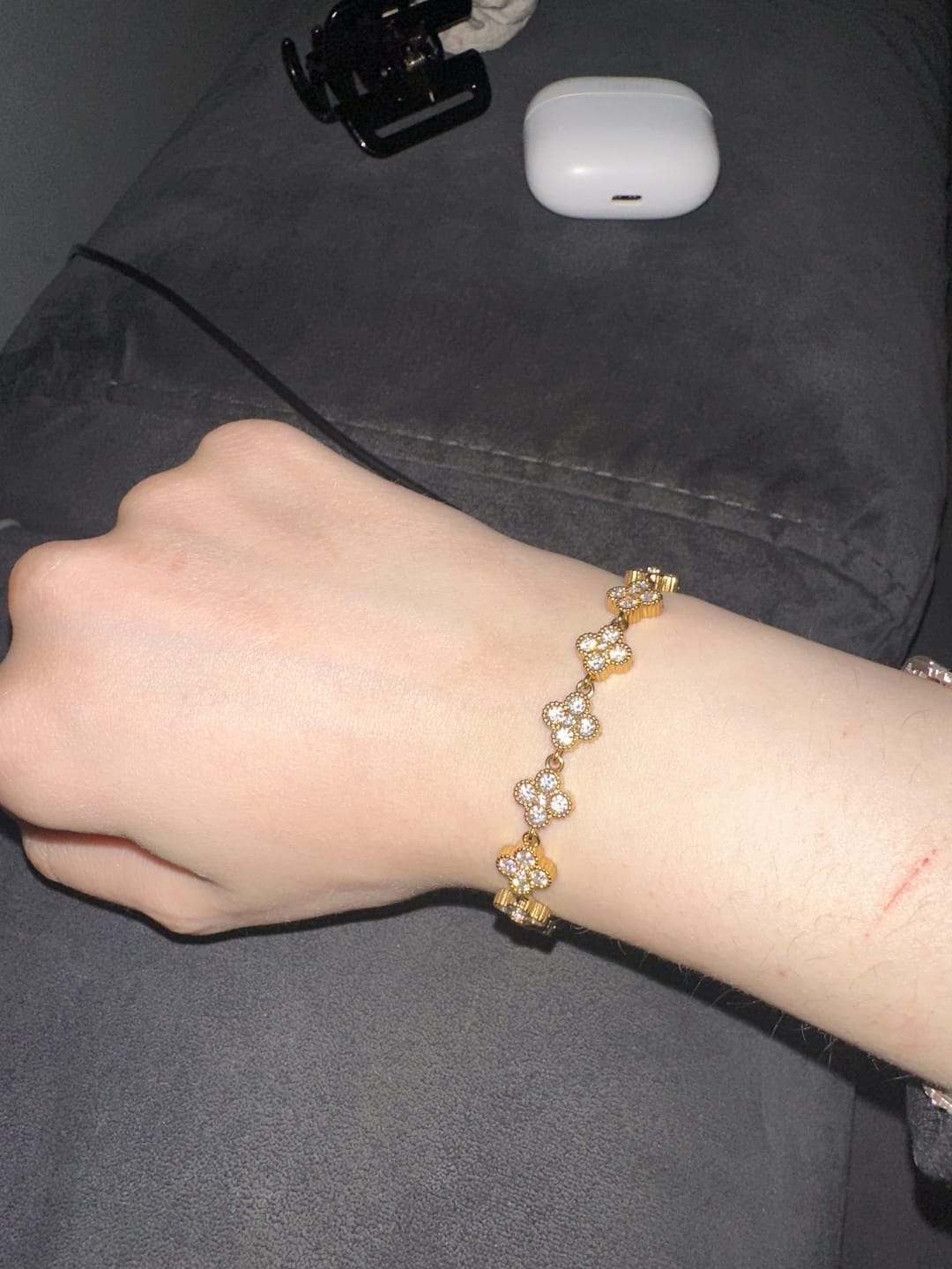 Customer photo review of Crystal Flower Armband 14K Vergoldet