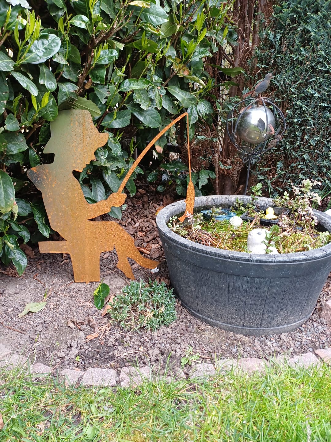 Customer photo review of Gartenstecker Angelndes Kind