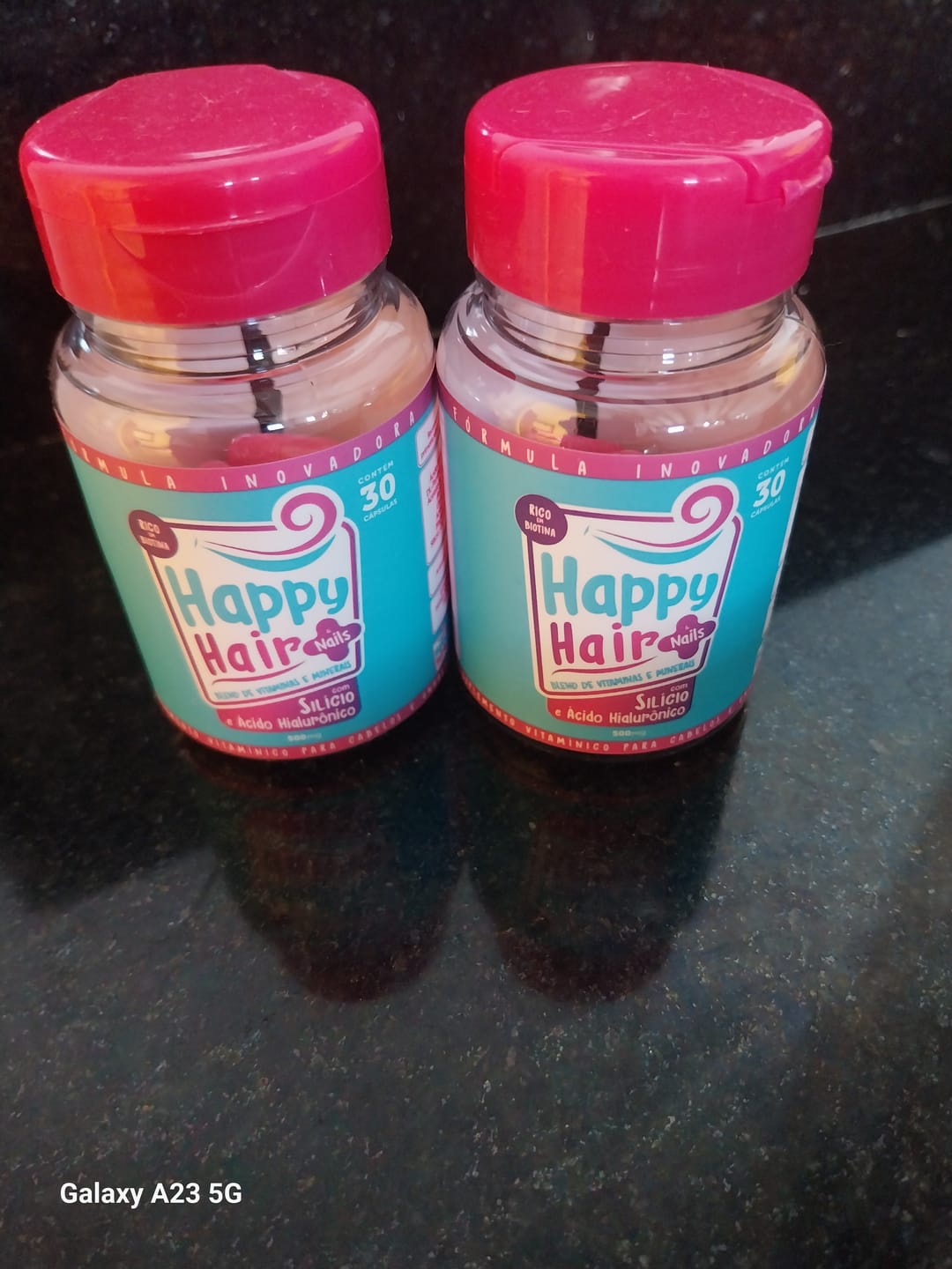 Customer photo review of Happy Hair 3 Potes + 3 Potes Grátis (Total 6 Potes)