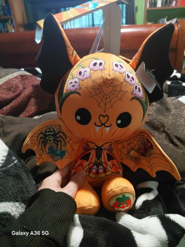 Customer photo review of Pumpkin the Bat Plushie