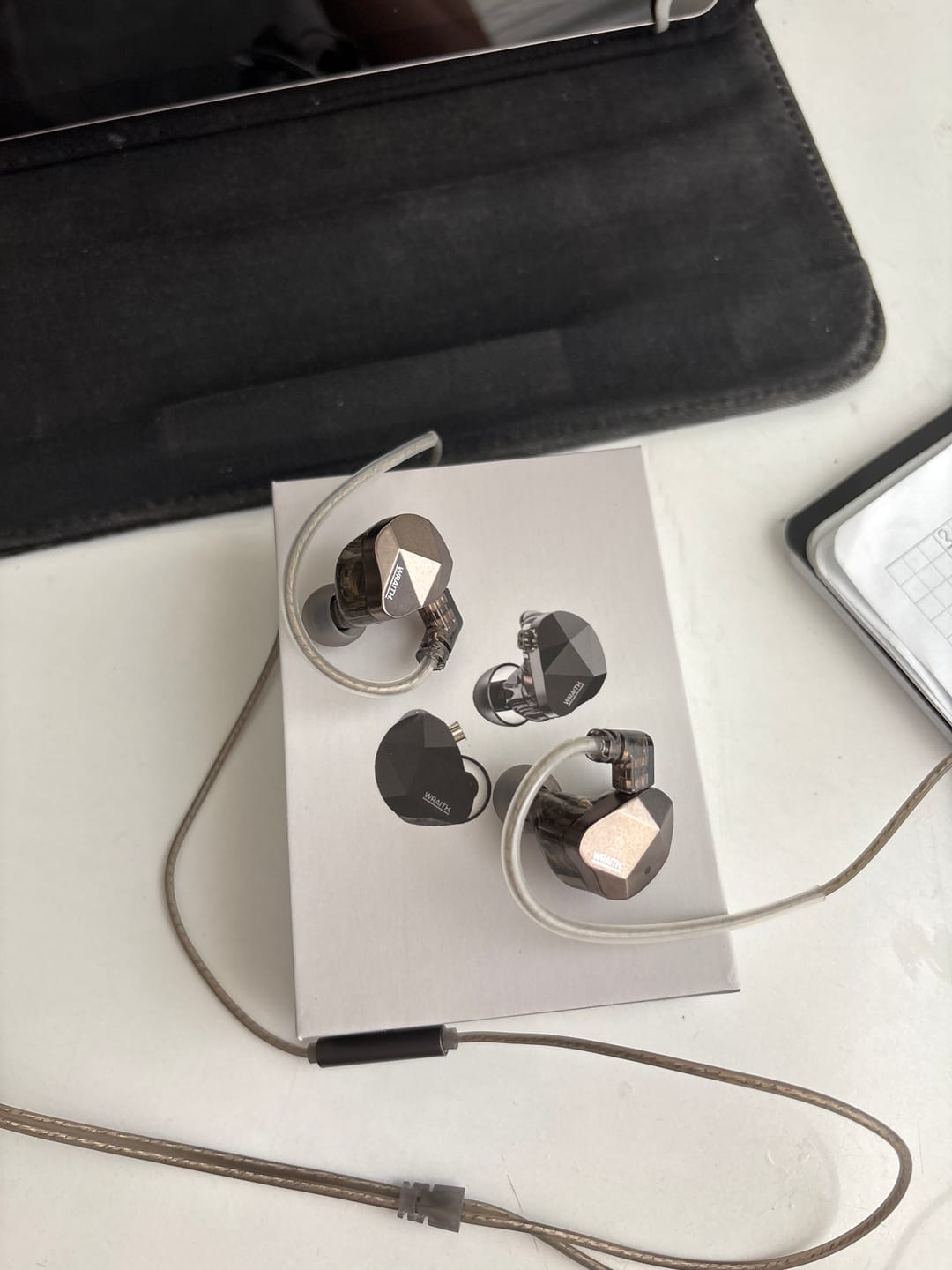 Customer photo review of Wraith Sense IEM Kulaklık
