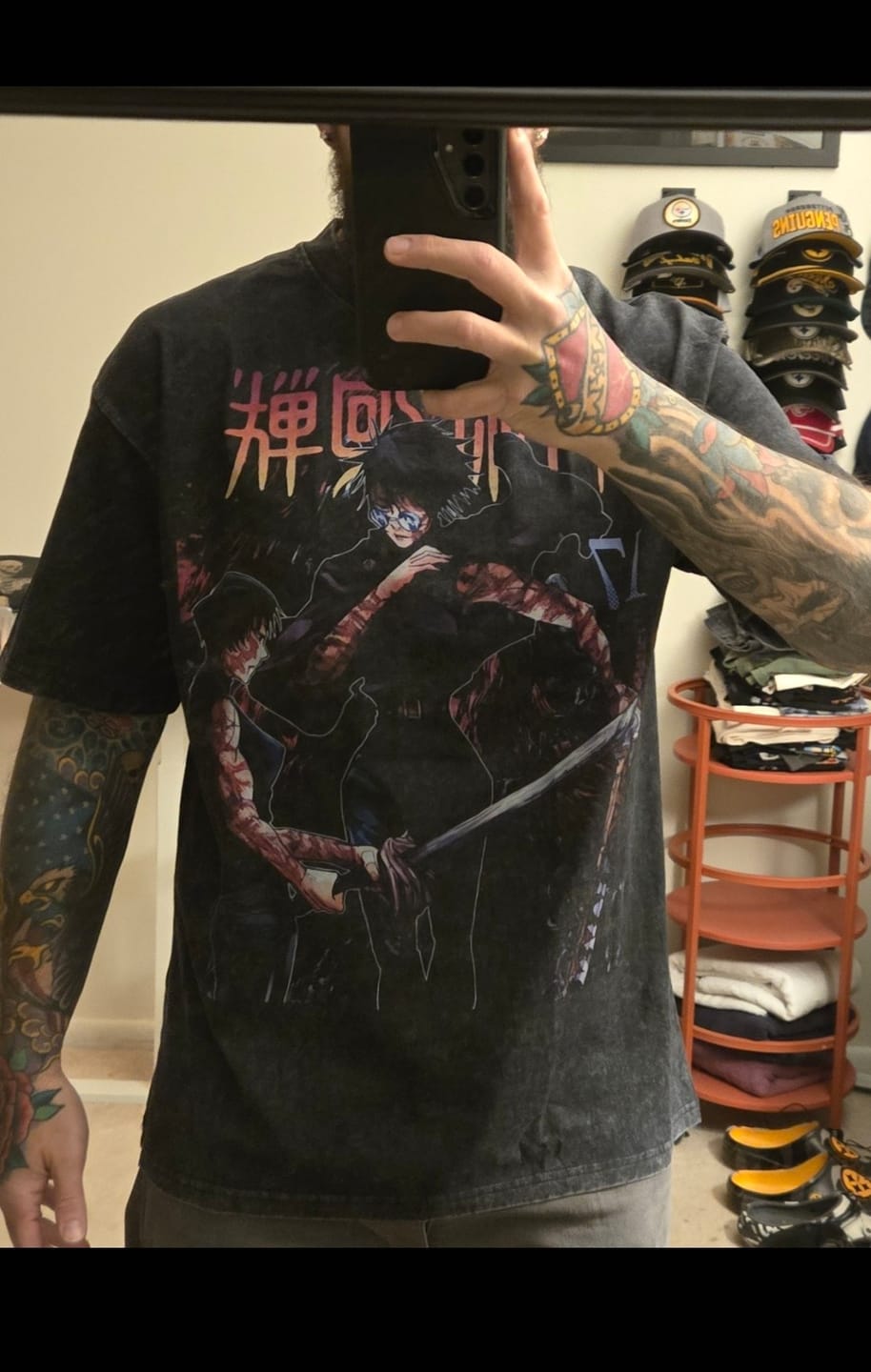 Customer photo review of Jujutsu Kaisen Zenin Clan Legacy Vintage T-Shirt