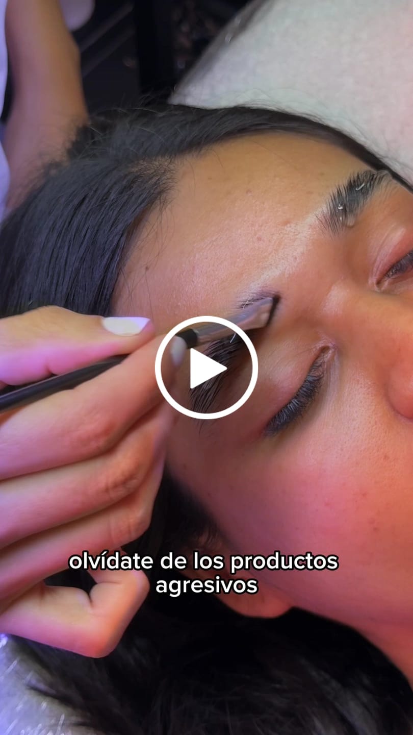 Customer video review of Lash & Brow Cocktail