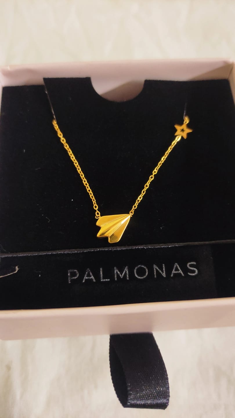 Customer photo review of Simple Chain Necklace with Star Charm