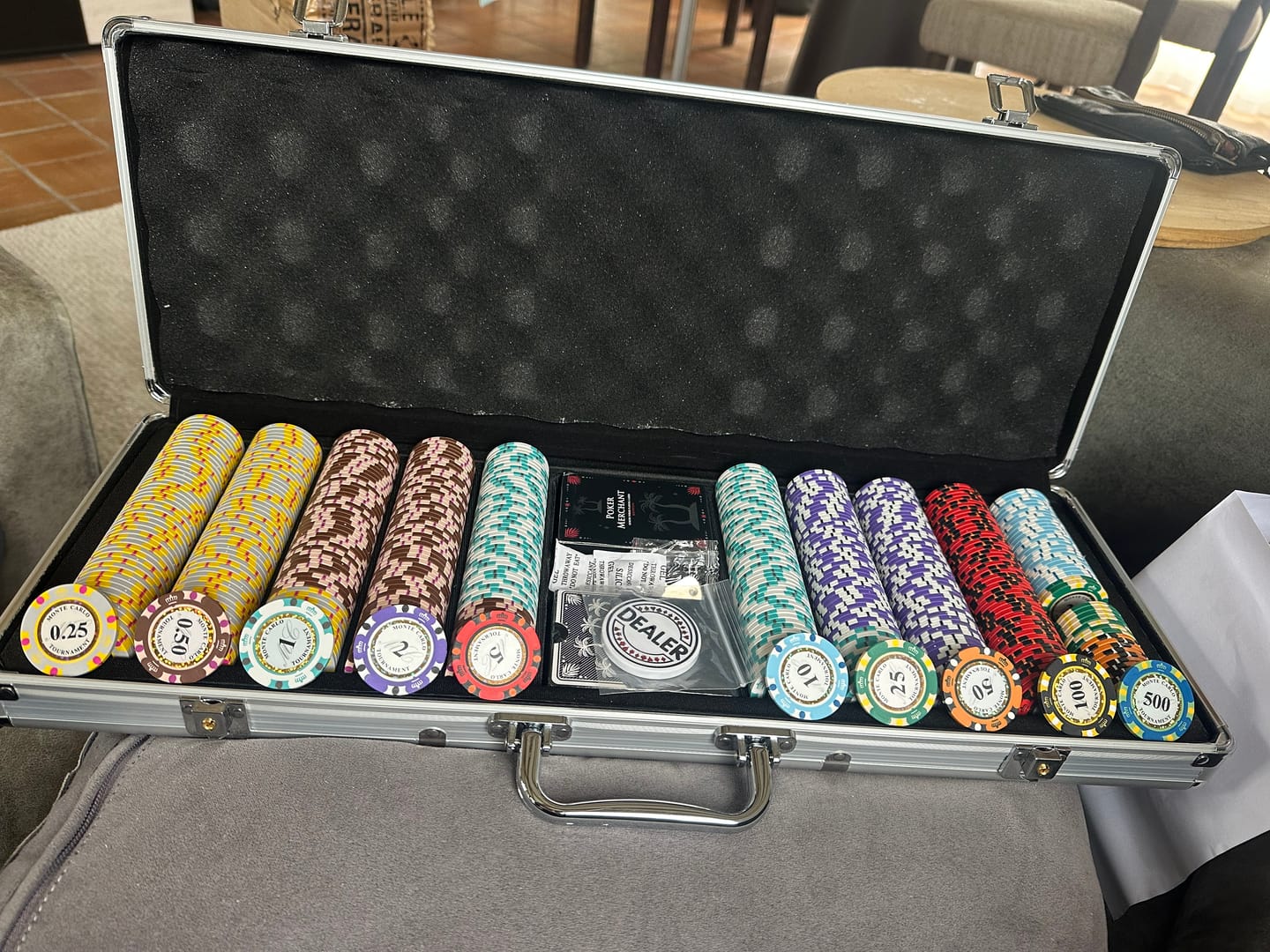 Customer photo review of Poker Set Monte Carlo Cash Game 500