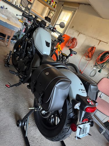 Customer photo review of 25L - SpiritBlade Large Honda Rebel 500/ABS CMX500 Leather Motorcycle Saddlebags