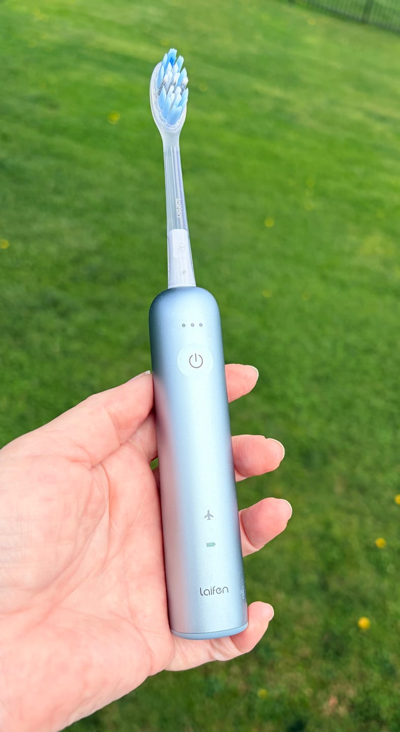 Customer photo review of Laifen Wave Pro Electric Toothbrush