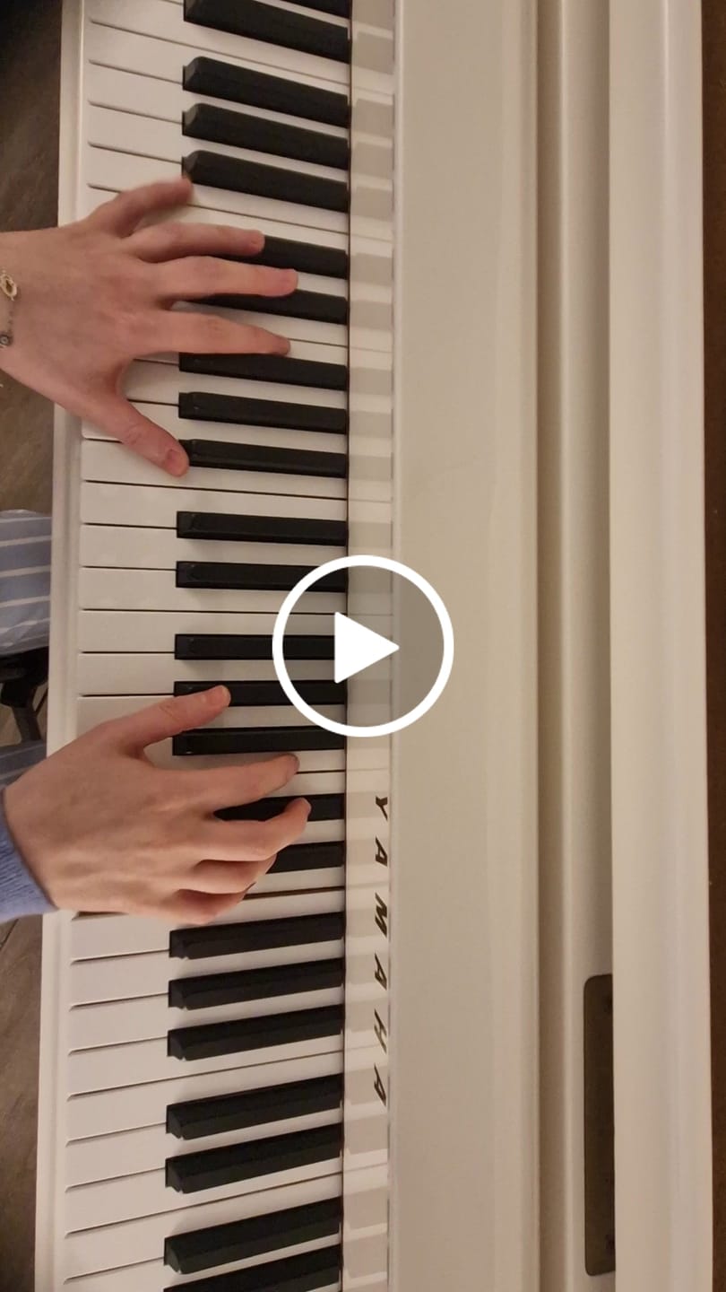 Customer video review of Mondstein Perlenarmband