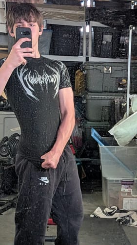 Customer photo review of Void Tech™ Prototype X Short Sleeve Compression [MIDNIGHT]