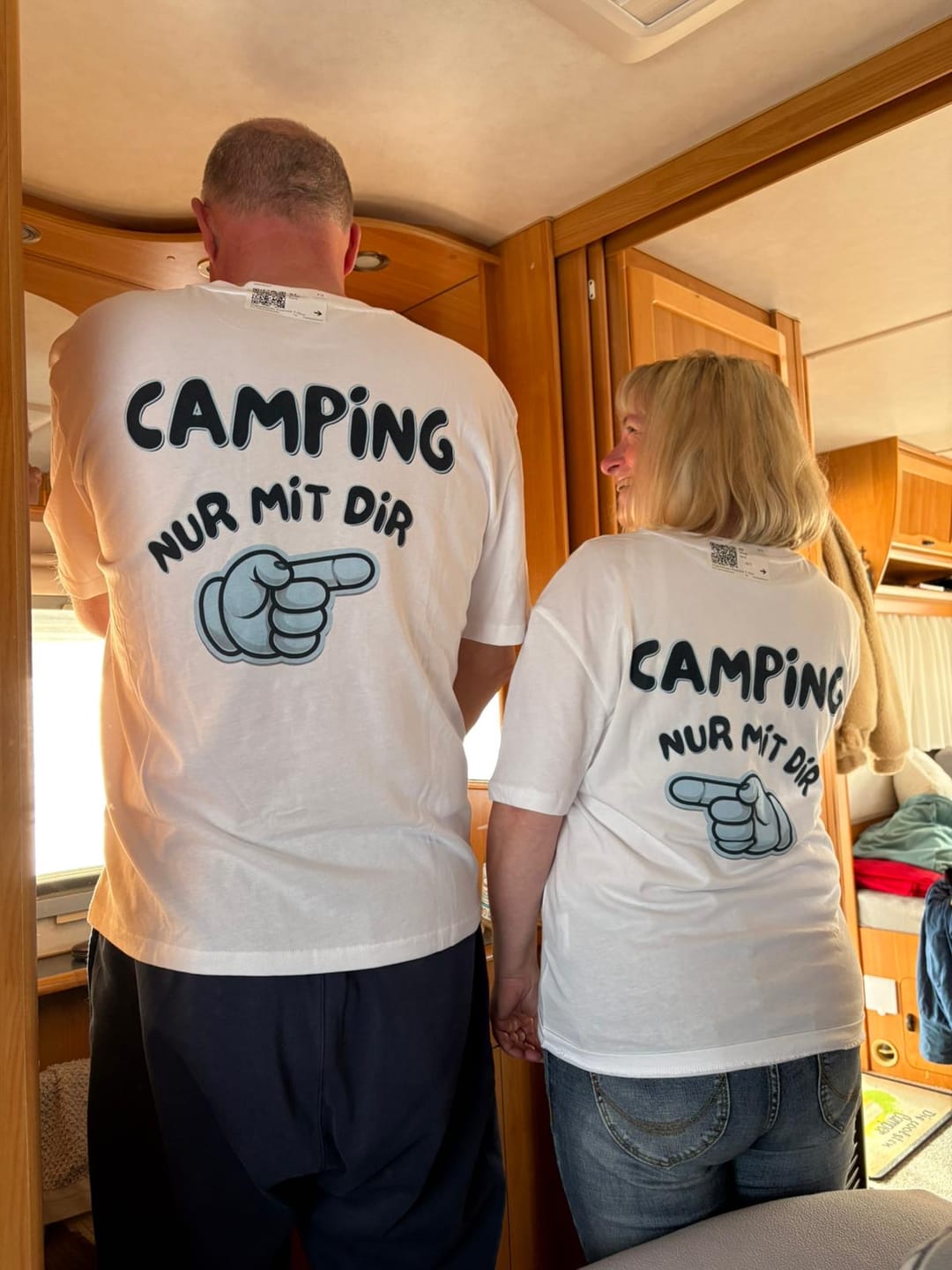 Customer photo review of Nur mit dir links Rückendruck | Premium Shirt unisex