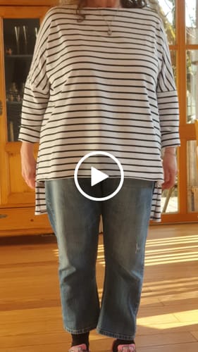 Customer video review of AMALEA Gestreiftes Longsleeve aus Baumwollstretch
