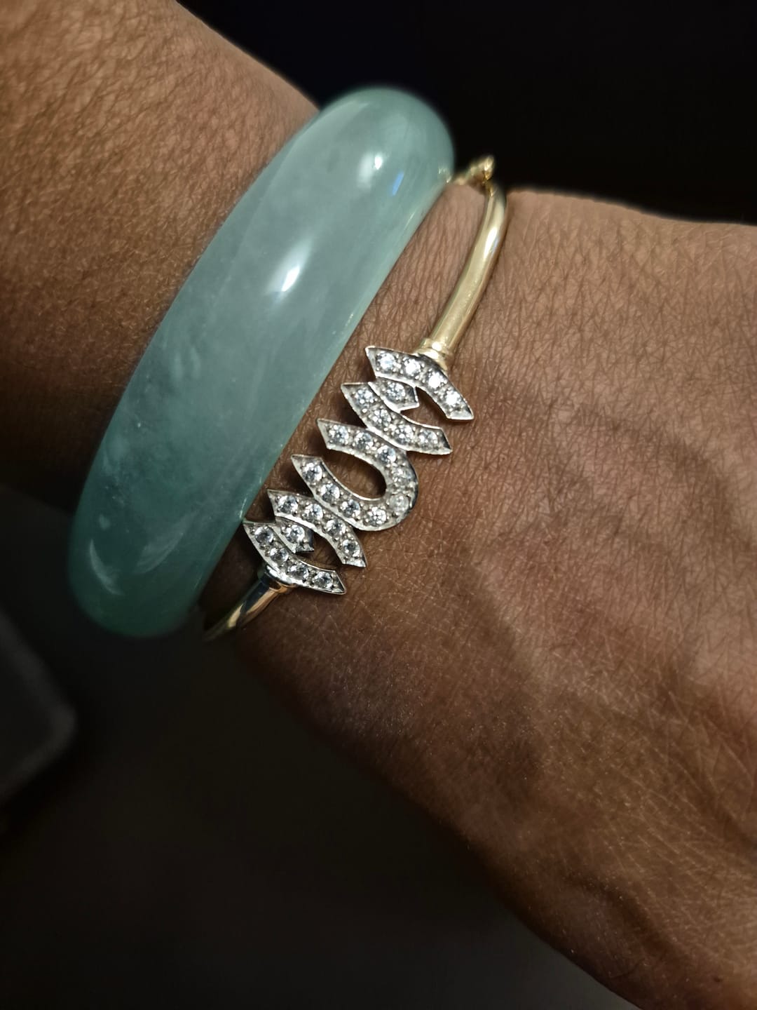 Customer photo review of Buddha Stones Promote New Beginnings Mint Green Jade Bracelet Bangle Bundle