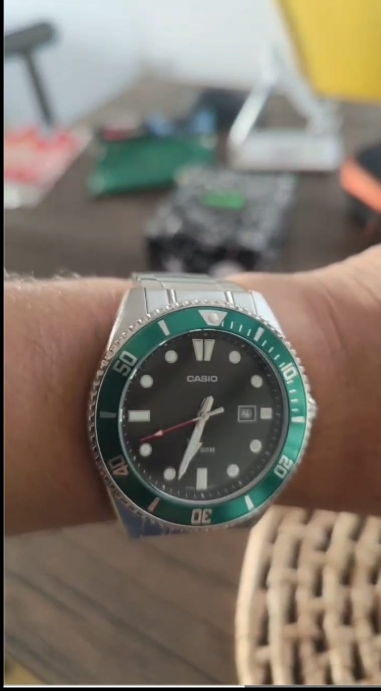 Customer photo review of Reloj Casio Submariner Marlin Duro MDV-107D-3AV Kermit Buceo