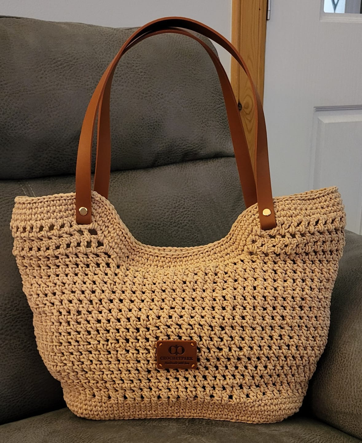 Customer photo review of CrochetPark™ Sunny Beach Tote crochet kit