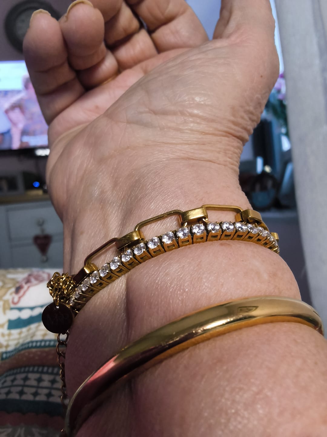 Customer photo review of Nurture Classic Bangle