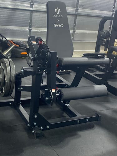 Customer photo review of TAWERET™  1:1 Cable Ratio Leg Extension and Curl Machine