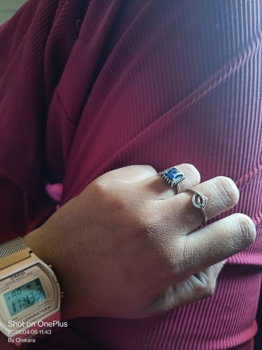 A close-up of a reviewer wearing the Rose Gold Nova Lab Grown Diamond Ring on their finger.