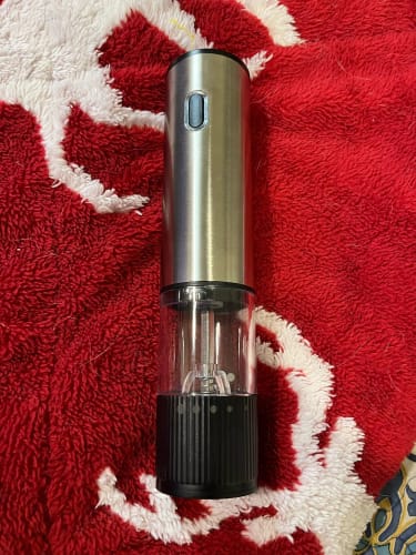 Customer photo review of Automatic Salt and Pepper Grinder