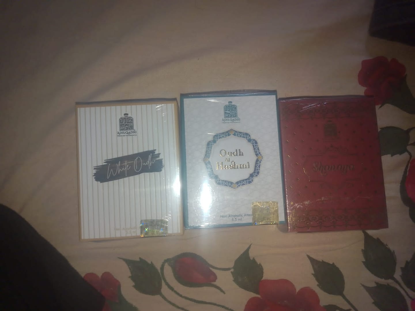 Customer photo review of 3 Pcs Attar Set Shanaya, White Oudh And Oudh Al Hashmi 5.5 Ml Each