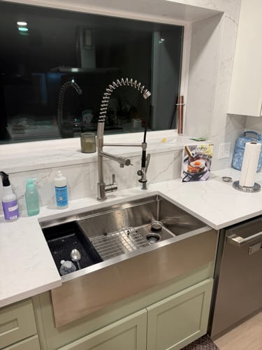 Customer photo review of 33" Apron Front Workstation Sink – 16 Gauge Stainless Steel Single Bowl – 8" Deep – Offset Drain Right – Seamless Drain (5LAS33R-8)