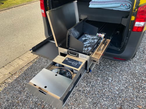 Customer photo review of Heckauszug für Mercedes Vito Vito Tourer / Mixto W639, W447 mit Bodenschiene