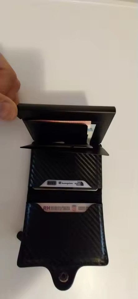 Customer photo review of Carbon Wallet - Tarjetero RFID