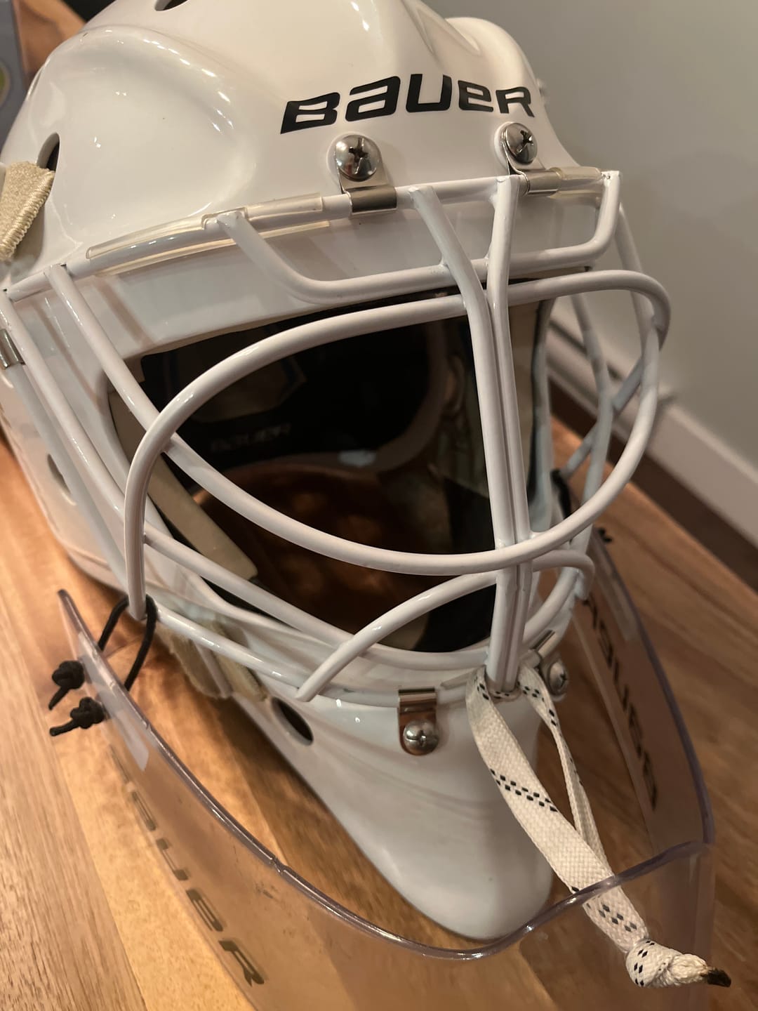 Customer photo review of Grille Cat-Eye Pro Cage